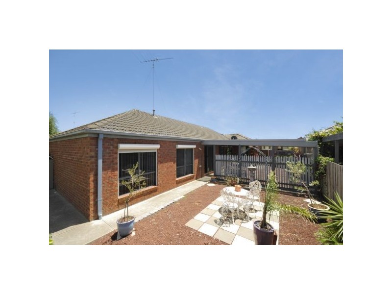 6 Adriatic Court, Norlane VIC 3214