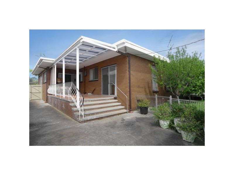 38 Neil Street, Bell Post Hill VIC 3215