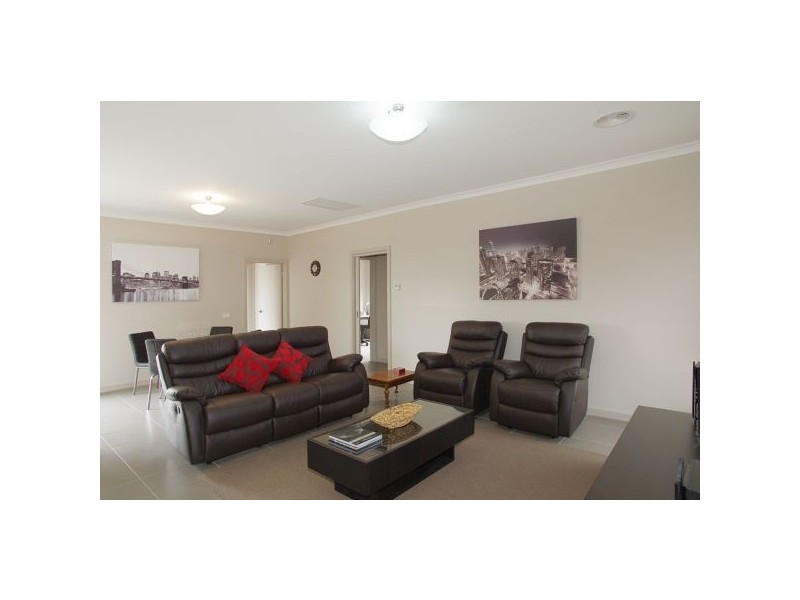 1/48 Shannahan Drive, Bell Park VIC 3215