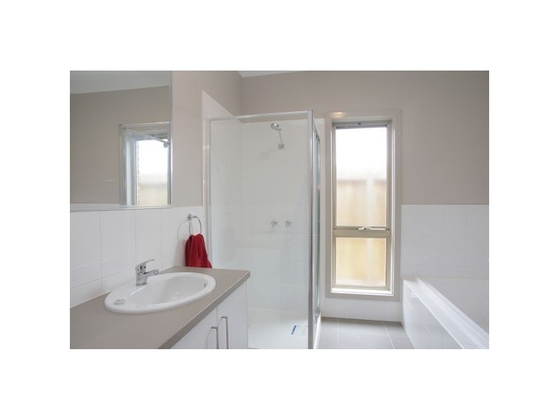 1/48 Shannahan Drive, Bell Park VIC 3215