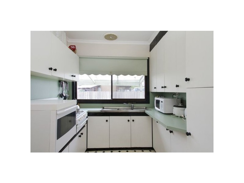 30 Georgia Grove, Corio VIC 3214