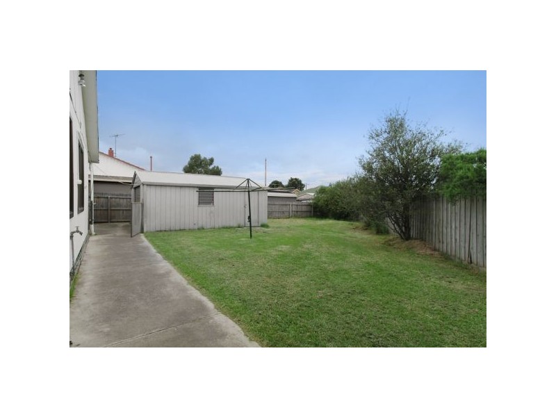 30 Georgia Grove, Corio VIC 3214