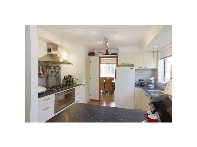15 Coleraine Crescent, Corio VIC 3214