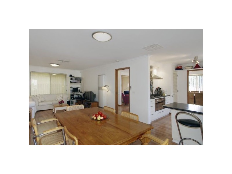 15 Coleraine Crescent, Corio VIC 3214