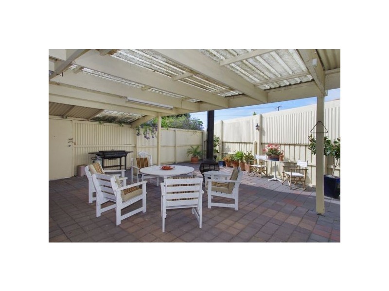 15 Coleraine Crescent, Corio VIC 3214