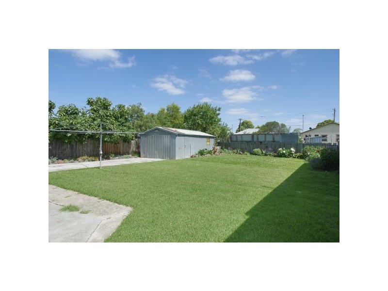 28 Finch Street, Norlane VIC 3214