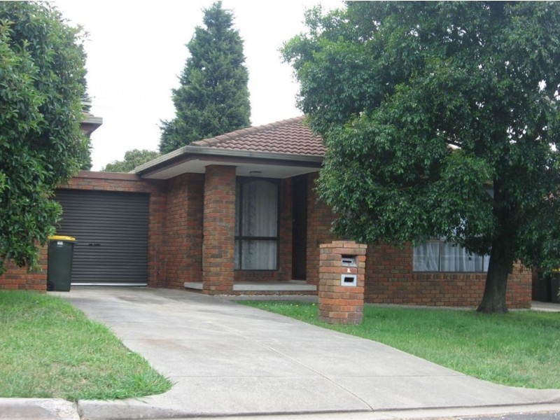 2/10-12 Chatham Close, Bell Post Hill VIC 3215