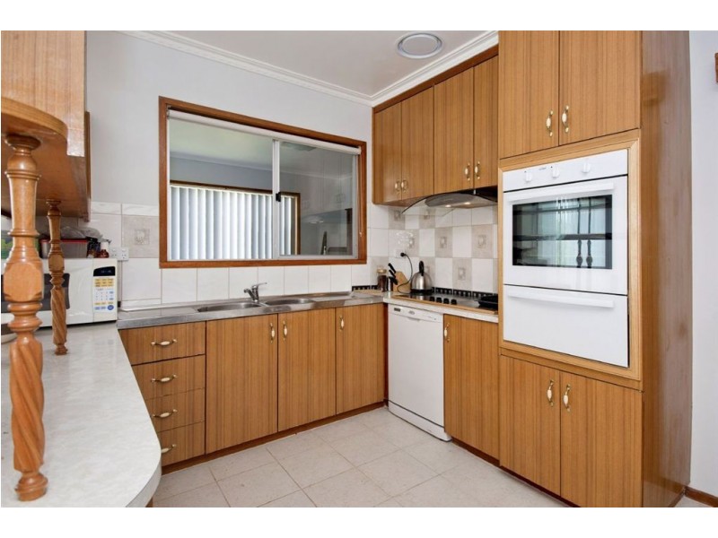 32 Beulah Street, Hamlyn Heights VIC 3215