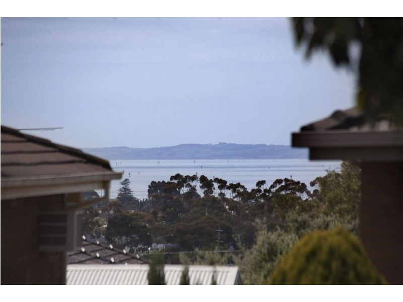 32 Beulah Street, Hamlyn Heights VIC 3215