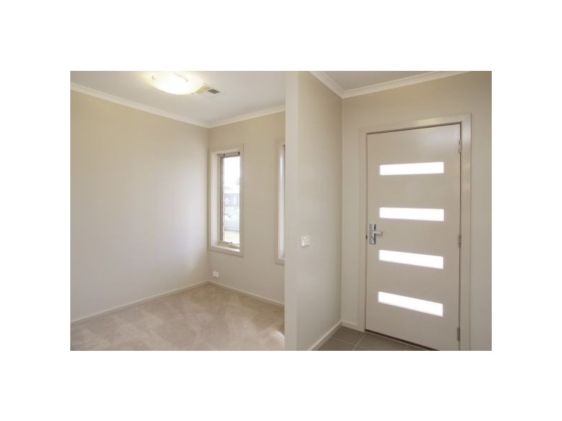 15A Korumburra Avenue, Norlane VIC 3214