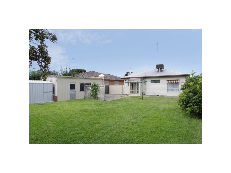 11 Coleman Court, Norlane VIC 3214