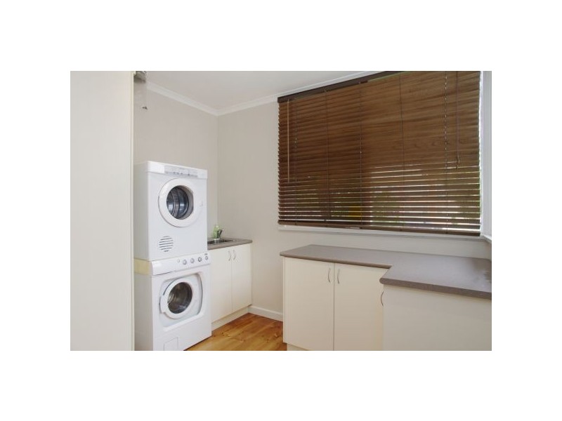 10 Castle Court, Bell Park VIC 3215