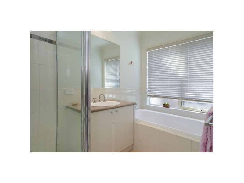 9 Prestige Avenue, Bell Park VIC 3215