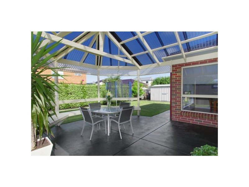 9 Prestige Avenue, Bell Park VIC 3215
