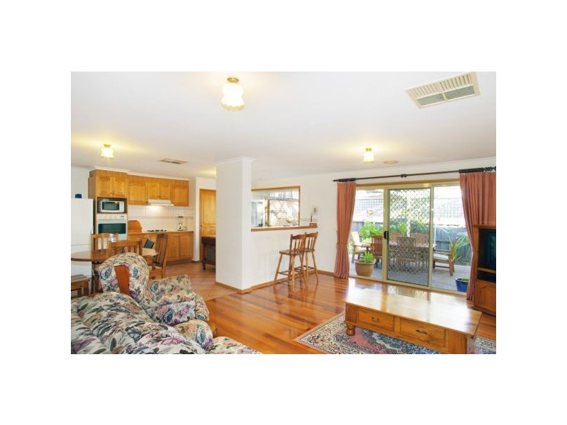 14 Coakley Crescent, Lovely Banks VIC 3221