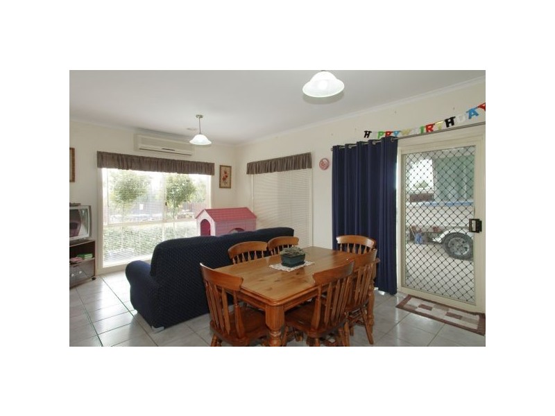 15 Rushden Close, Bell Post Hill VIC 3215