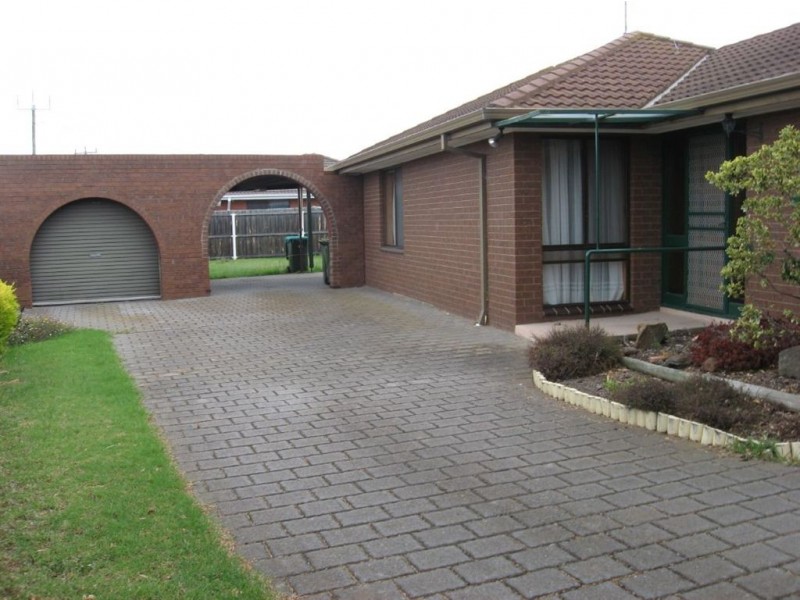 12 Ashleigh Crescent, Bell Park VIC 3215