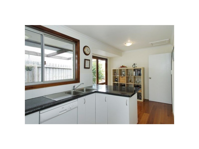 16 Darriwill Street, Bell Post Hill VIC 3215