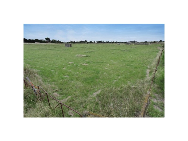 120 Tilleys Road, Lara VIC 3212