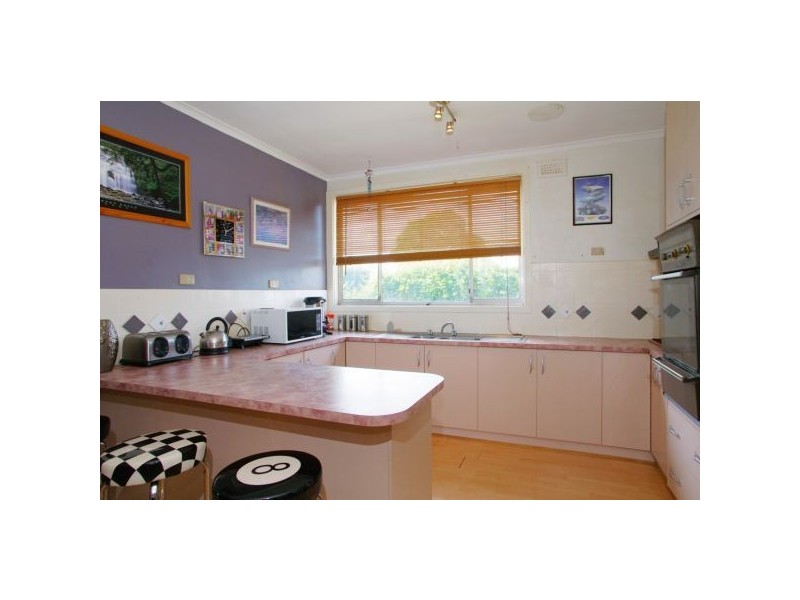 33 Spruhan Avenue, Norlane VIC 3214