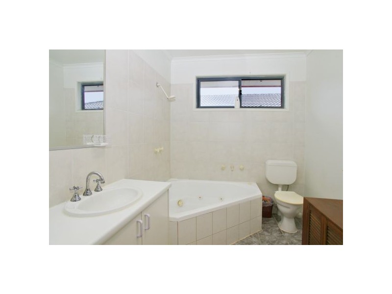 18 Gull Street, Norlane VIC 3214