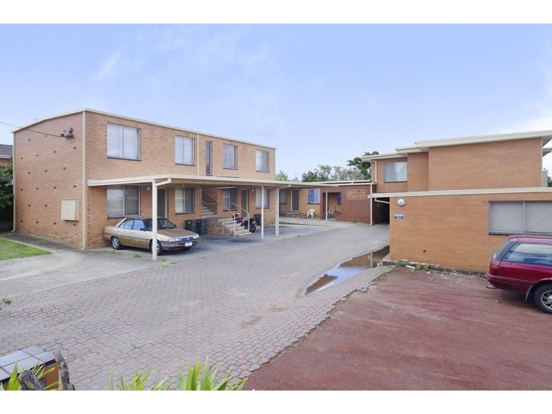 4 14-16 Wolseley grove, Bell Post Hill VIC 3215