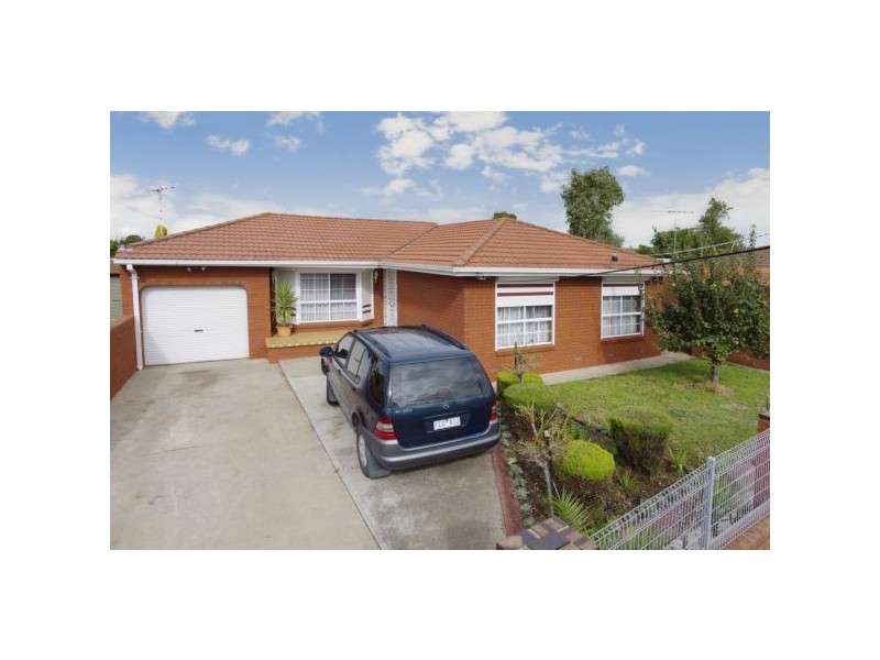 28 Grevillea Avenue, Corio VIC 3214