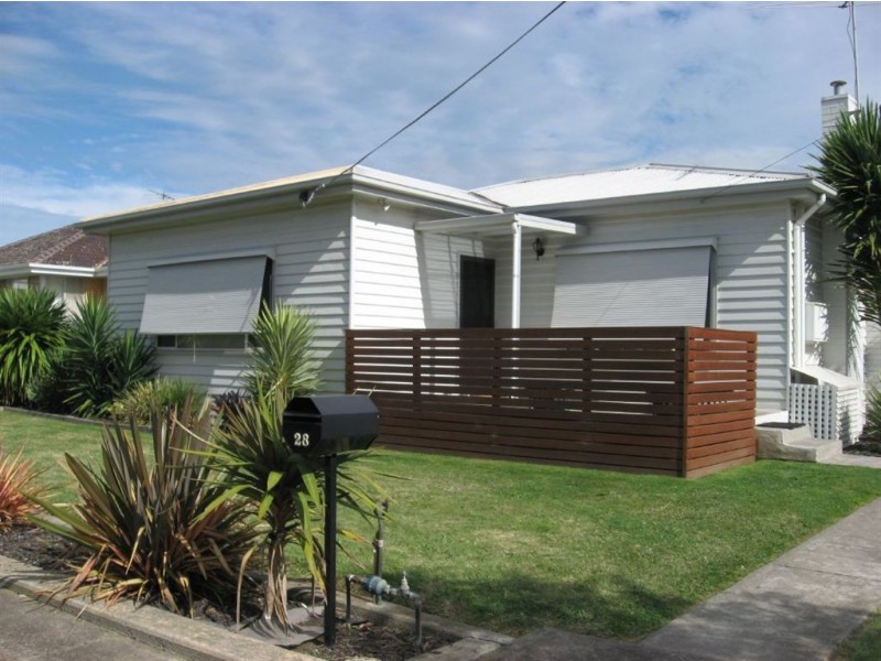 28 Gladstone Avenue, Hamlyn Heights VIC 3215