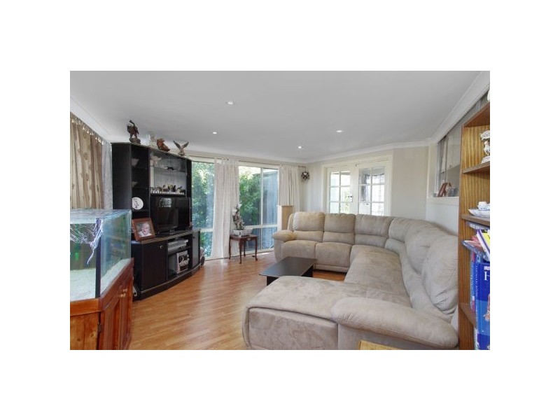 12 Peter Street, Bell Post Hill VIC 3215