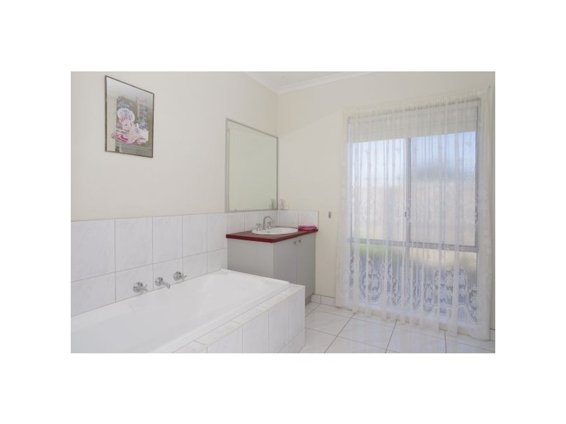 47 Dalcruin Drive, Bannockburn VIC 3331