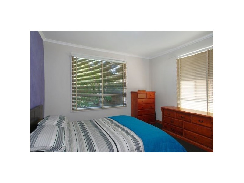 64 Swallow Crescent, Norlane VIC 3214