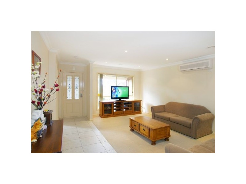 1/2 Jedda Street, Bell Post Hill VIC 3215