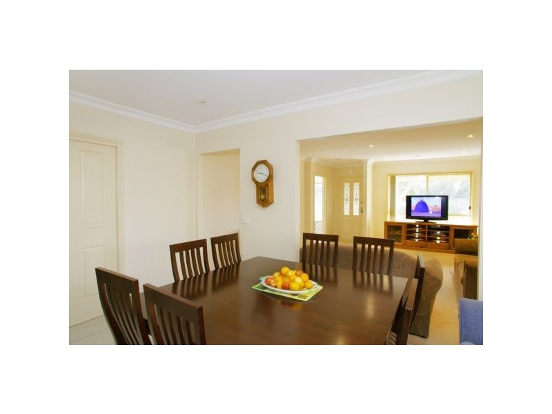 1/2 Jedda Street, Bell Post Hill VIC 3215