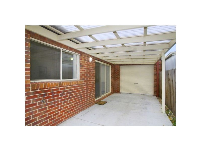 1/2 Jedda Street, Bell Post Hill VIC 3215