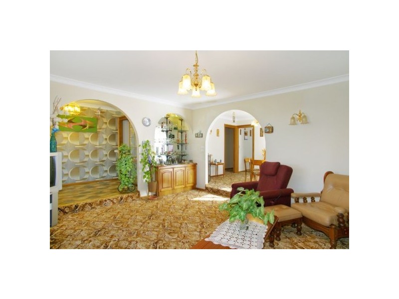 38 Eagleview Crescent, Bell Post Hill VIC 3215