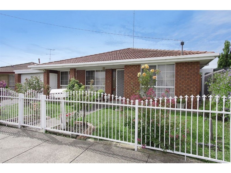 12 Caldermeade Road, Corio VIC 3214