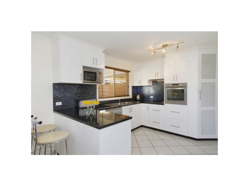 6 Cathcart Court, Corio VIC 3214