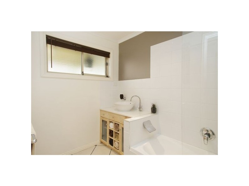 6 Cathcart Court, Corio VIC 3214