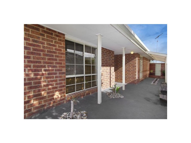 6 Cathcart Court, Corio VIC 3214