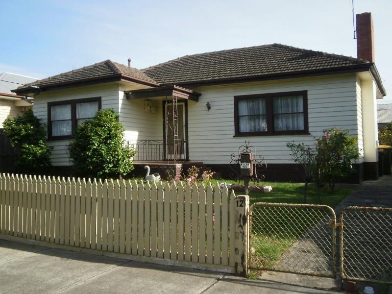 12 Girton Crescent, Manifold Heights VIC 3218
