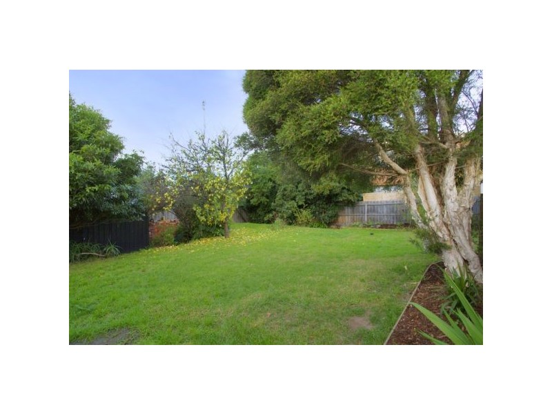 13 Ernest Street, Bell Post Hill VIC 3215