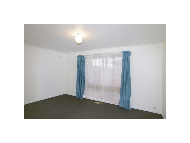 35 Nicholson Crescent, Bell Park VIC 3215