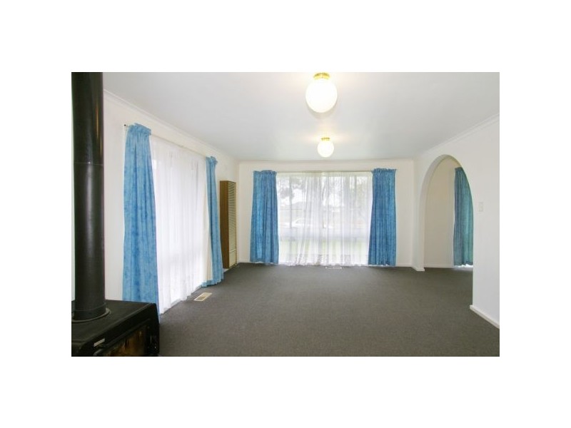 35 Nicholson Crescent, Bell Park VIC 3215