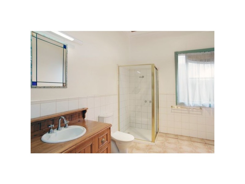 2 Walker Street, Rippleside VIC 3215