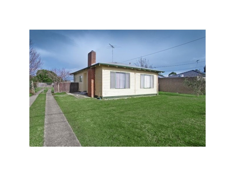 11 Denver Street, Norlane VIC 3214