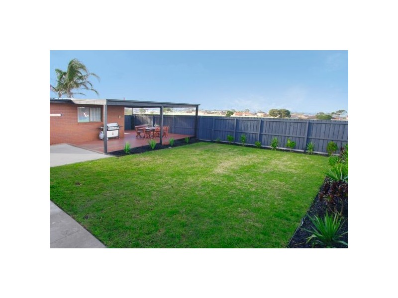 16 Hammersley Road, Bell Park VIC 3215