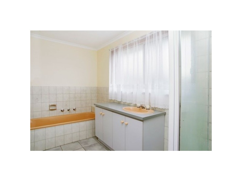 15 Cranbourne Drive, Corio VIC 3214