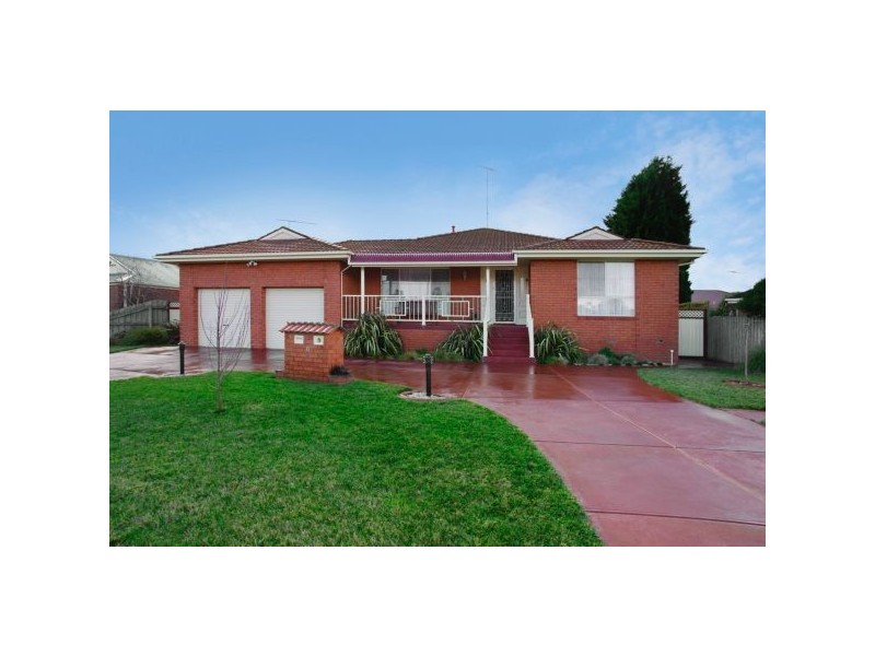 6 O’Dwyer Court, Lovely Banks VIC 3221