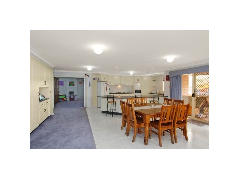 6 O’Dwyer Court, Lovely Banks VIC 3221