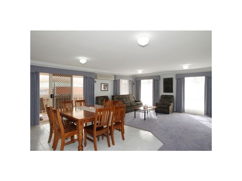 6 O’Dwyer Court, Lovely Banks VIC 3221